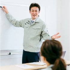 セミナー講師
